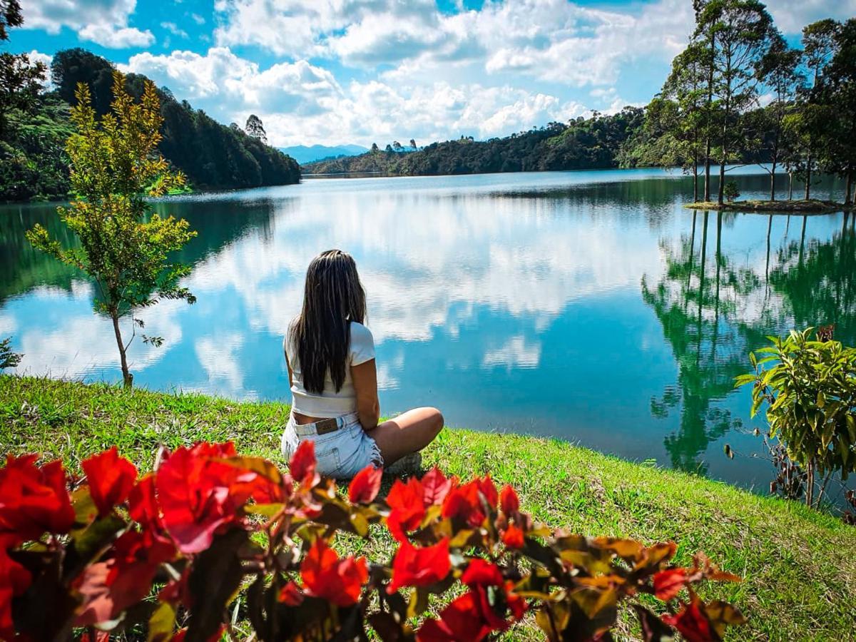 Celeste Glamping Guatape Hotel Exterior foto